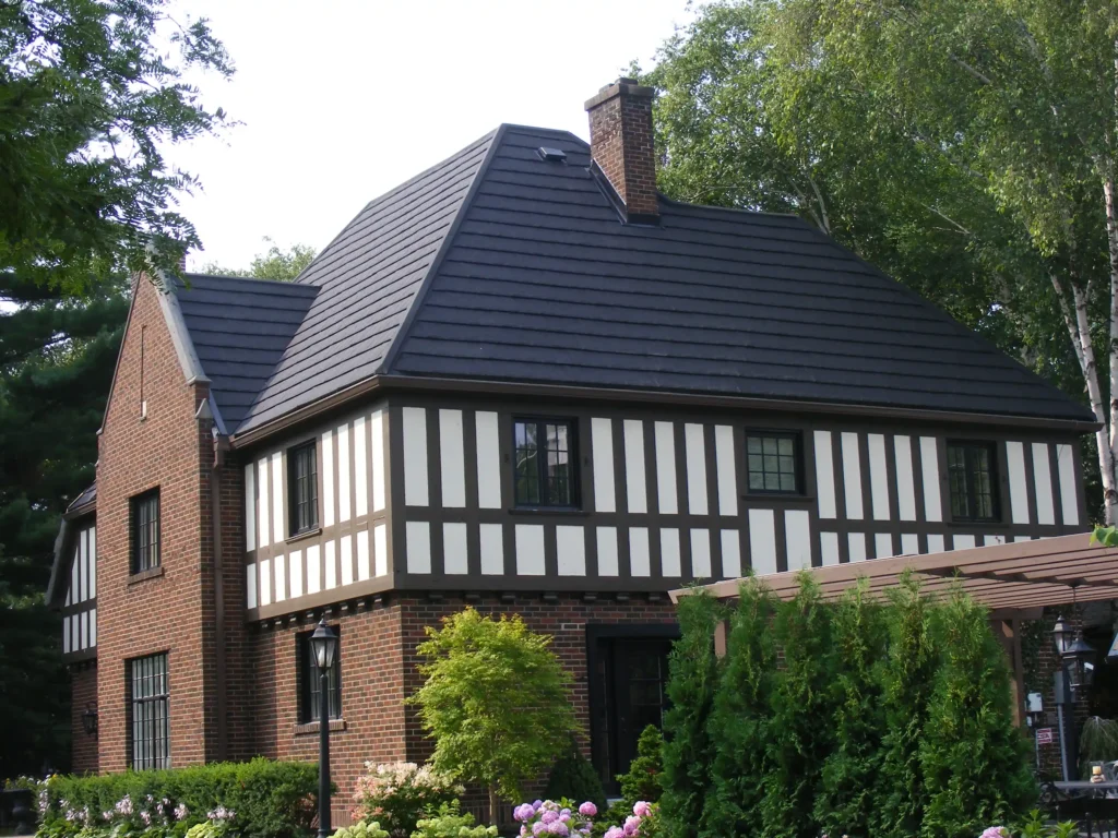 metal roof installation in Ontario residential house