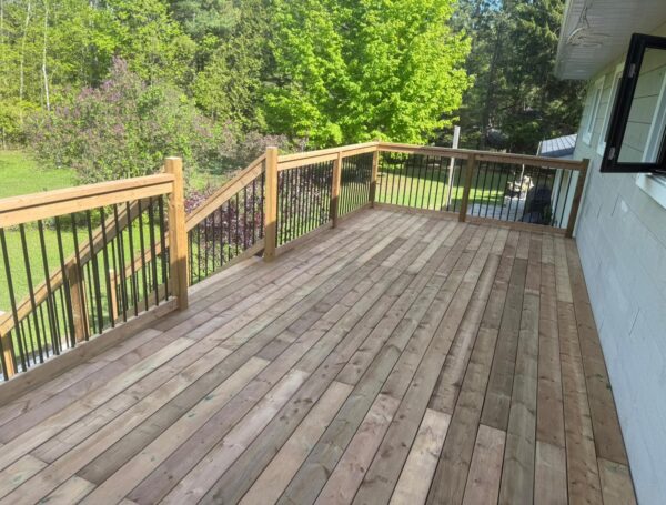 fence and deck services by RonOvations