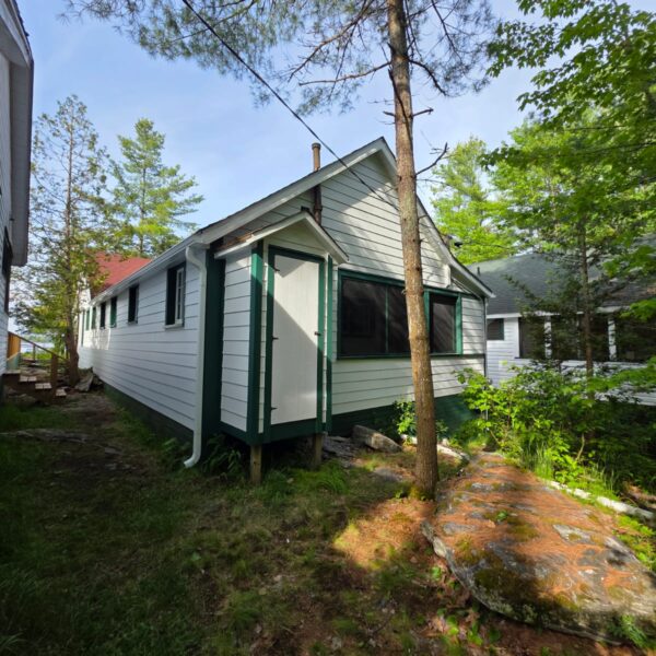 Siding Services by RonOvations